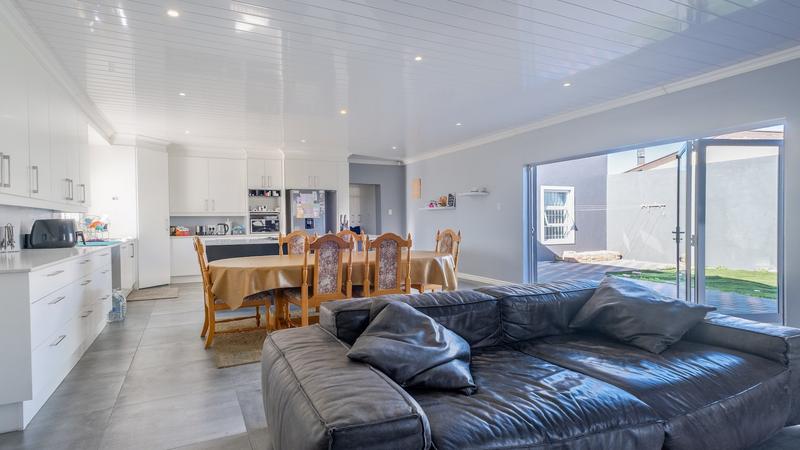 3 Bedroom Property for Sale in Tygerdal Western Cape
